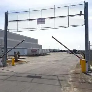 Vertical lift operators